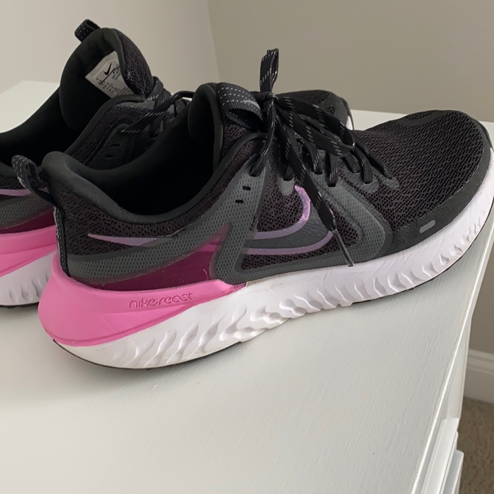 Nike react